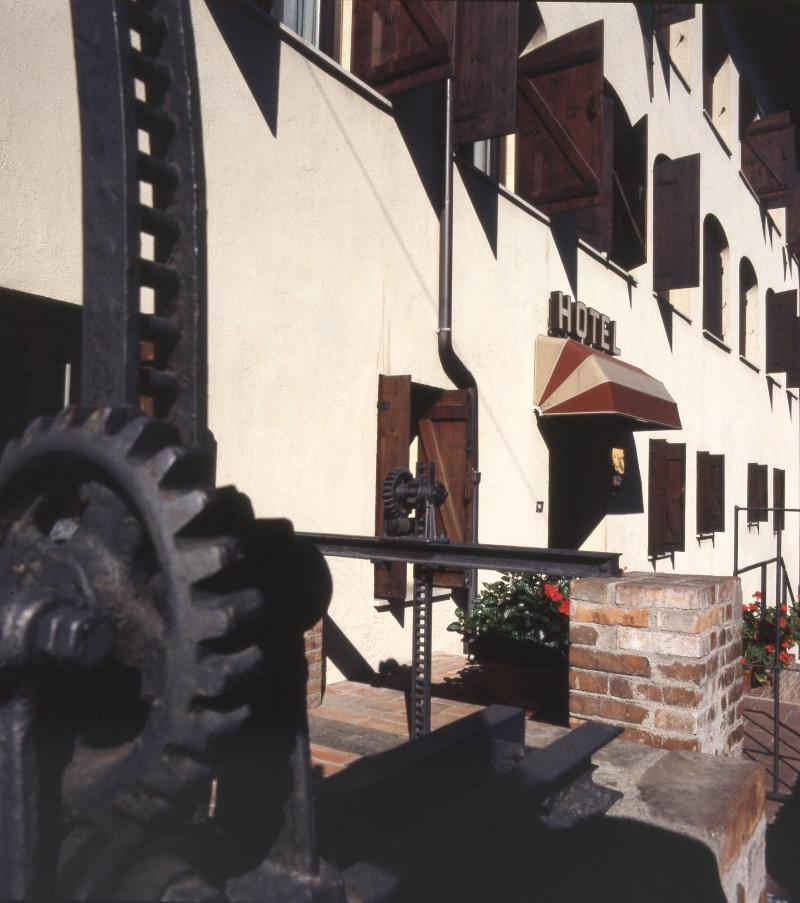 La Vecchia Cartiera Hotel Colle Val D'Elsa Exterior photo